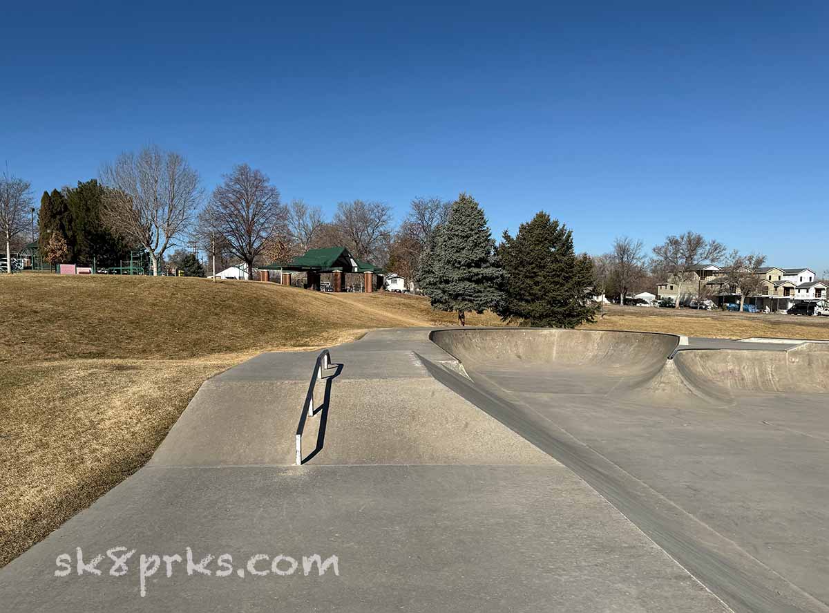 Edgewater Skatepark bank, bowl and rail