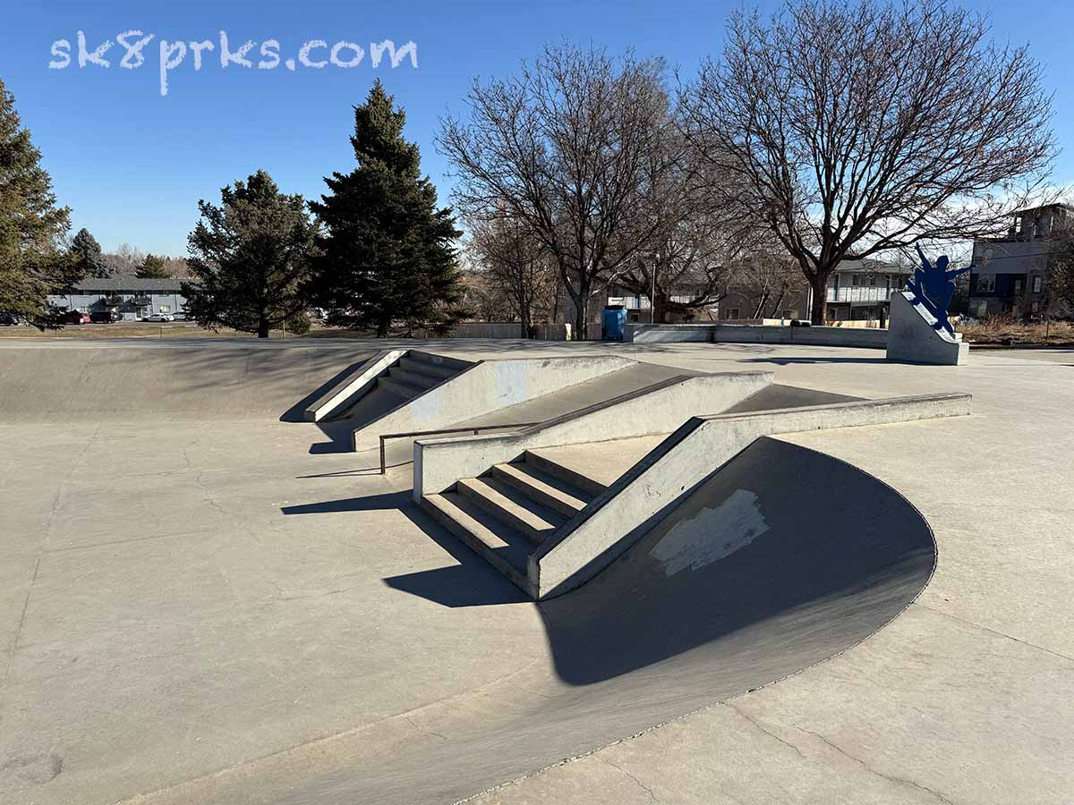 Edgewater Skatepark stairs, rail, banks and hubbas