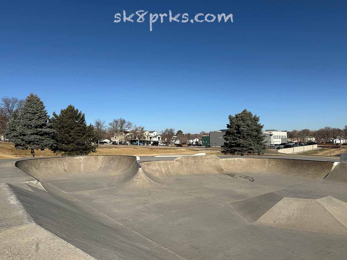 Edgewater Skatepark bowl and fun box