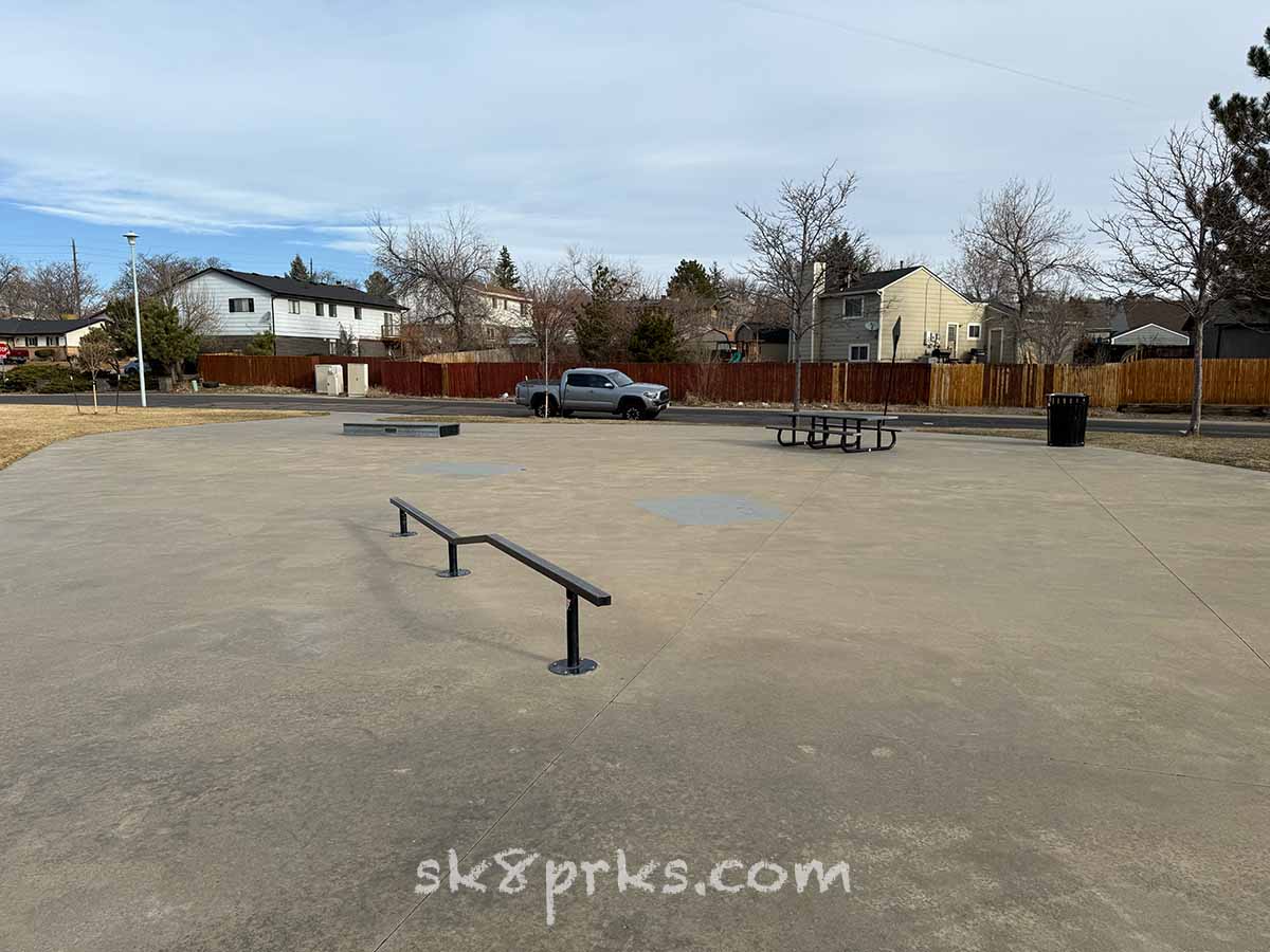 Pecos Park Skatepark rail, box and picnic table